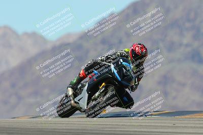 media/Mar-25-2024-Moto Forza (Mon) [[8d4319bd68]]/4-Novice Group/Session 4 Turn 9/